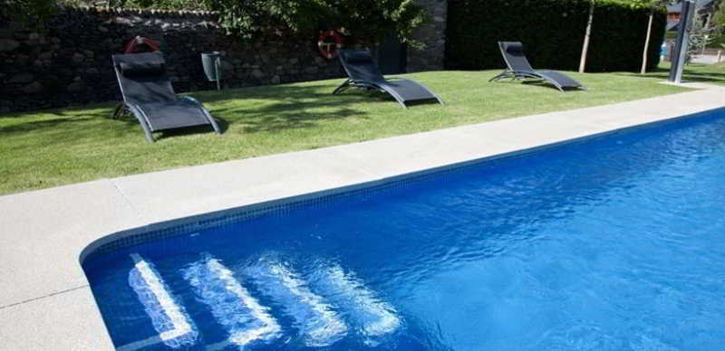 Hotel Bernat de So Llivia Exterior foto