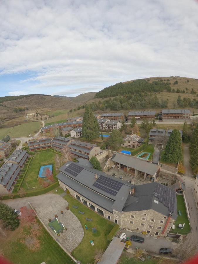 Hotel Bernat de So Llivia Exterior foto